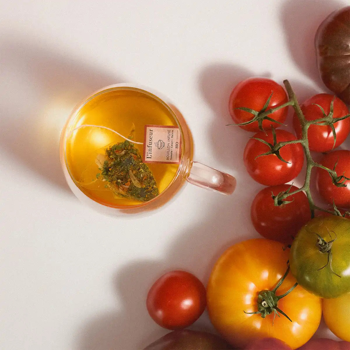 Bouillon tomate céleri de L'Infuseur Paris