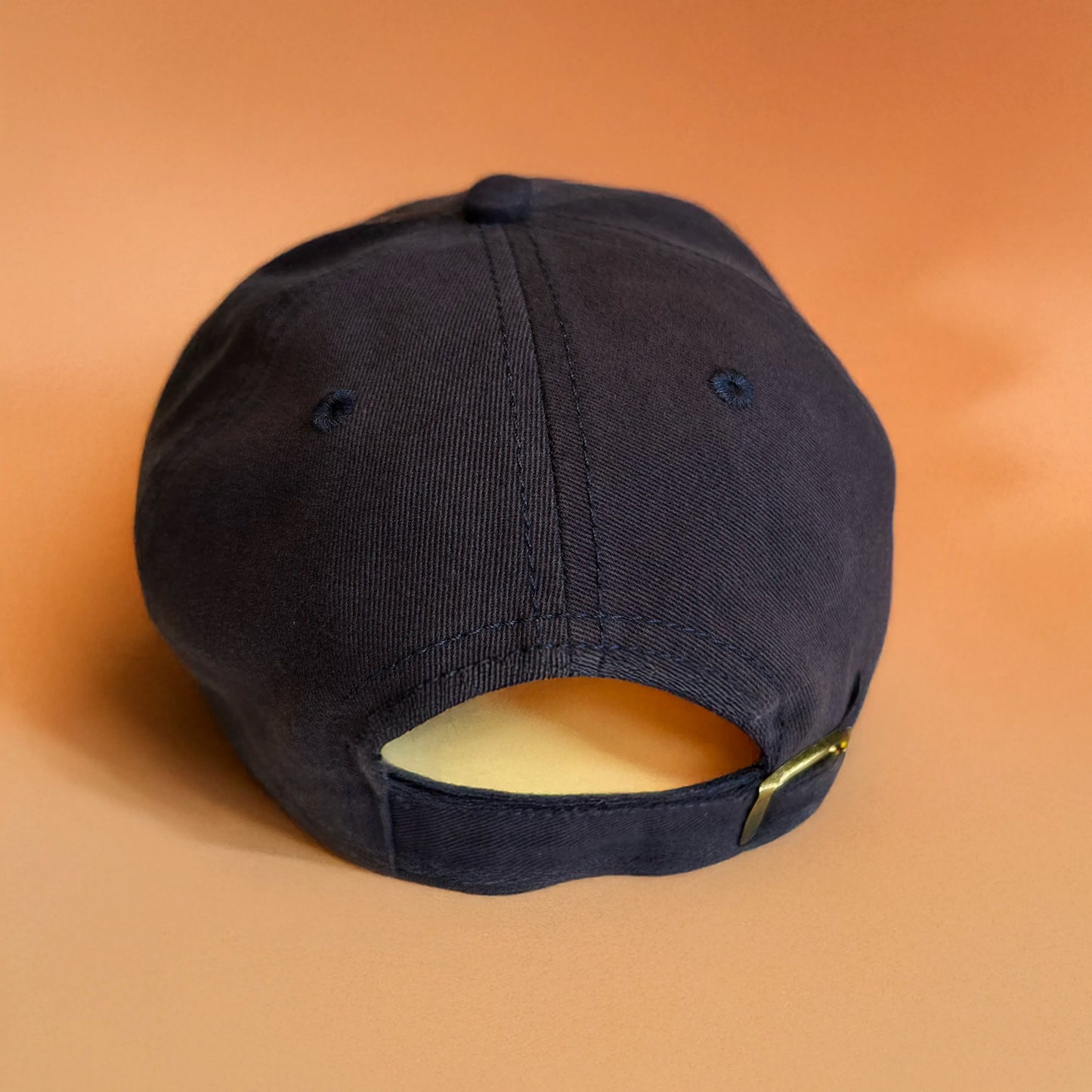 Casquette brodée bleu marine Amore – La Casquette Brodée