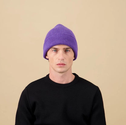 Bonnet en laine violet modèle Ara de chez Nitto 