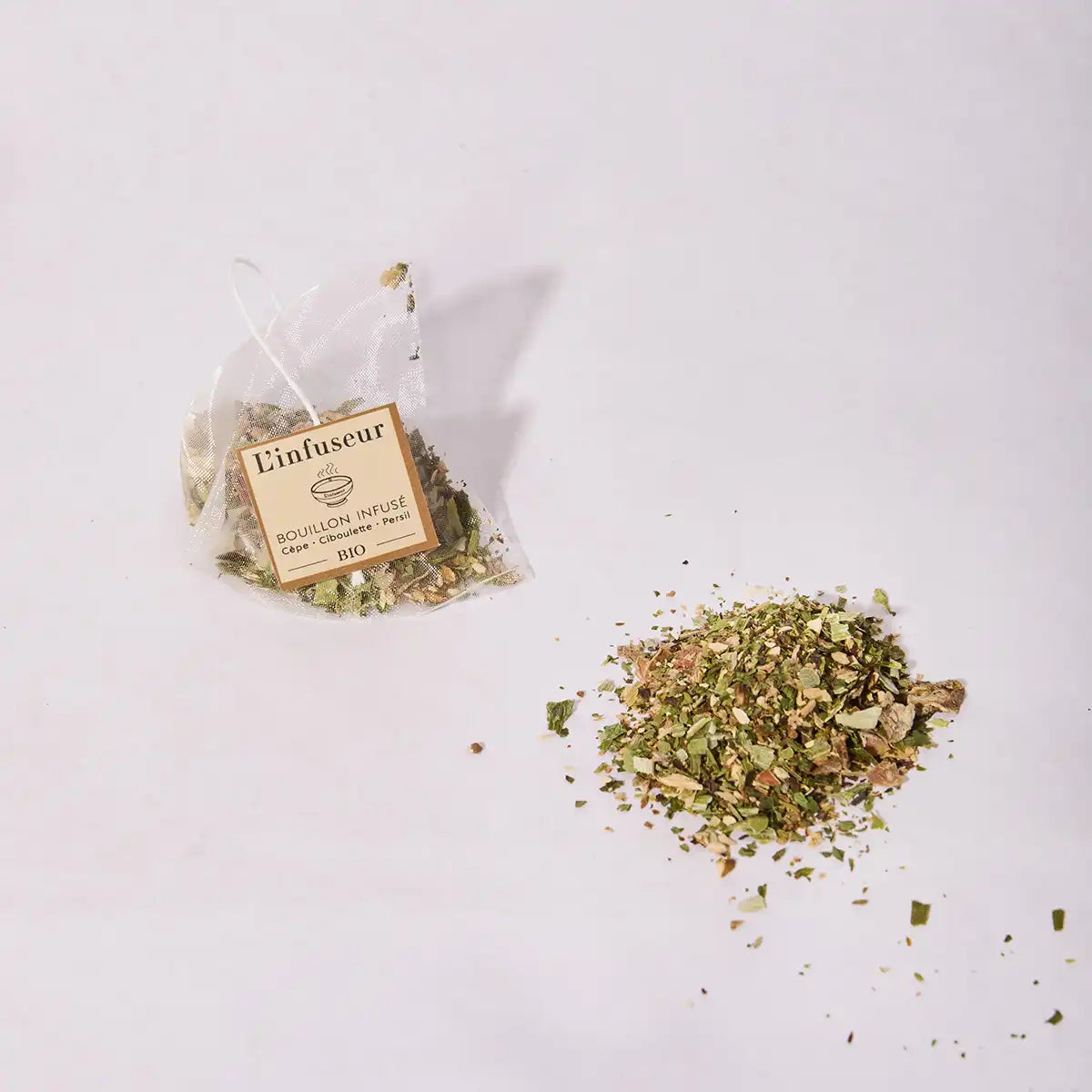 Bouillon bio cèpe et ciboulette par l'Infuseur Paris
