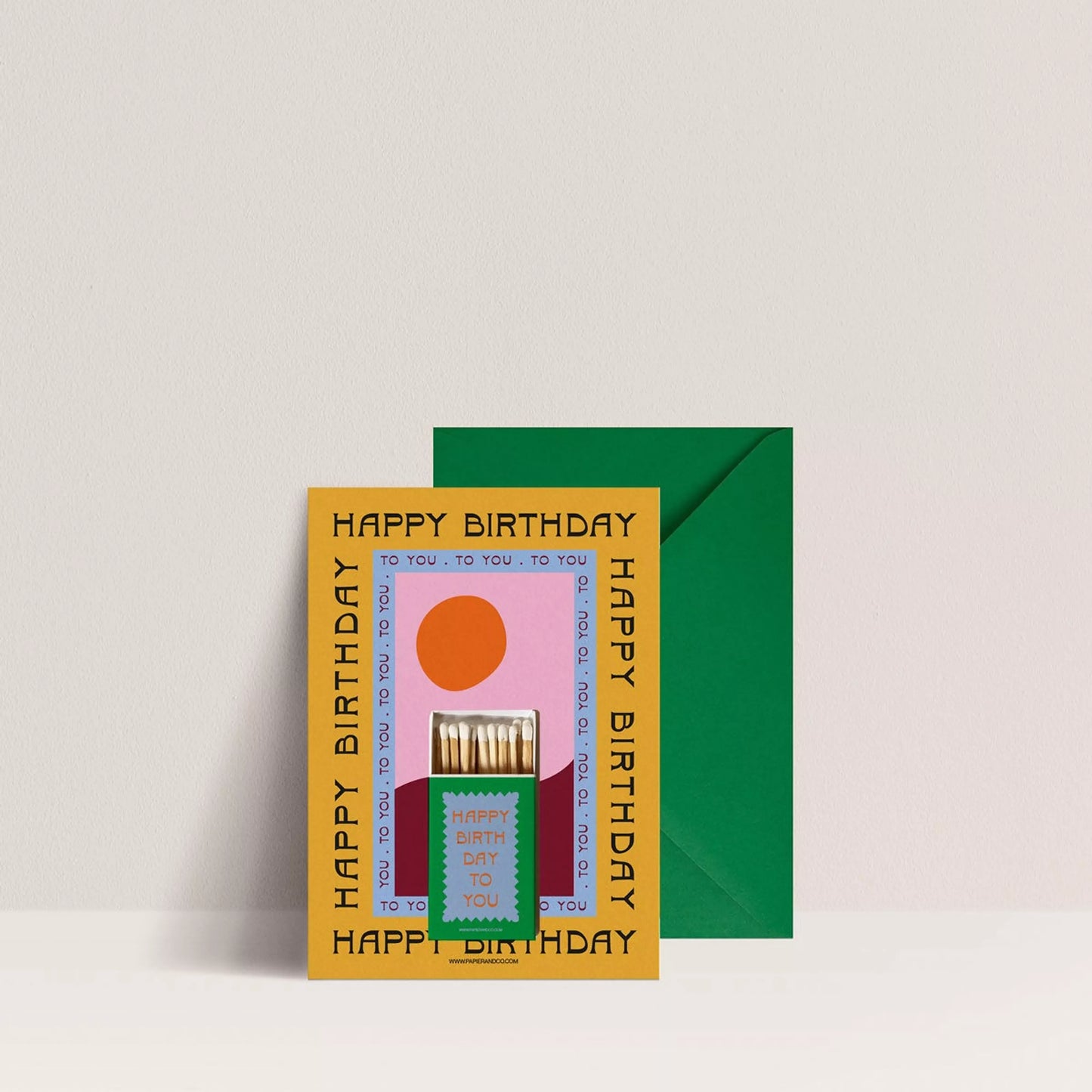 Carte d'anniversaire avec allumettes par Papier and Co "Happy birthday to you"