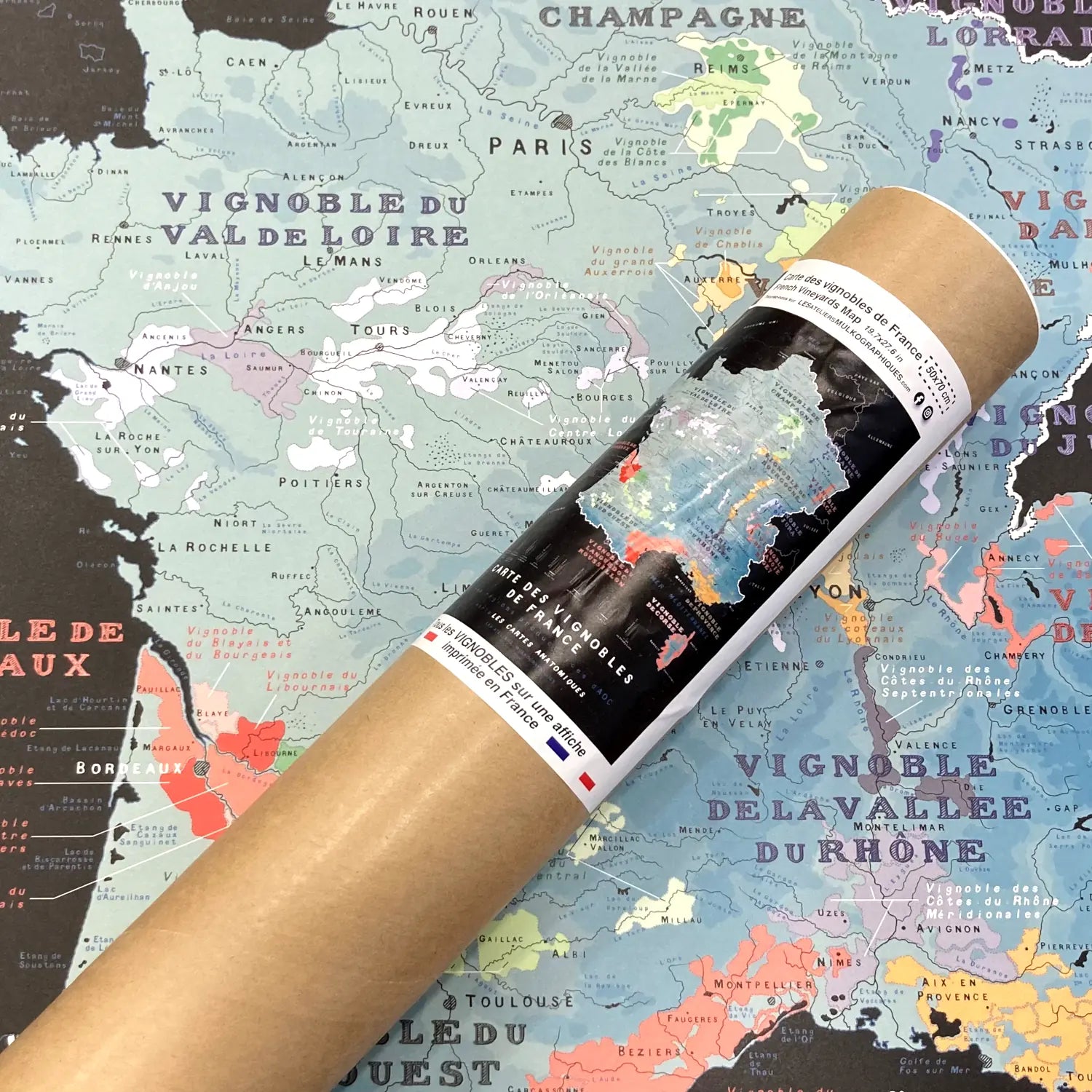 Affiche des vignobles de France 50x70cm avec son tube de transport en carton