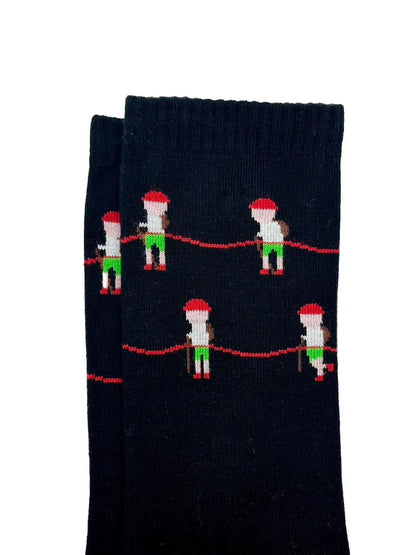 Détail des motifs sur les chaussettes made in france en coton Les Alpinistes