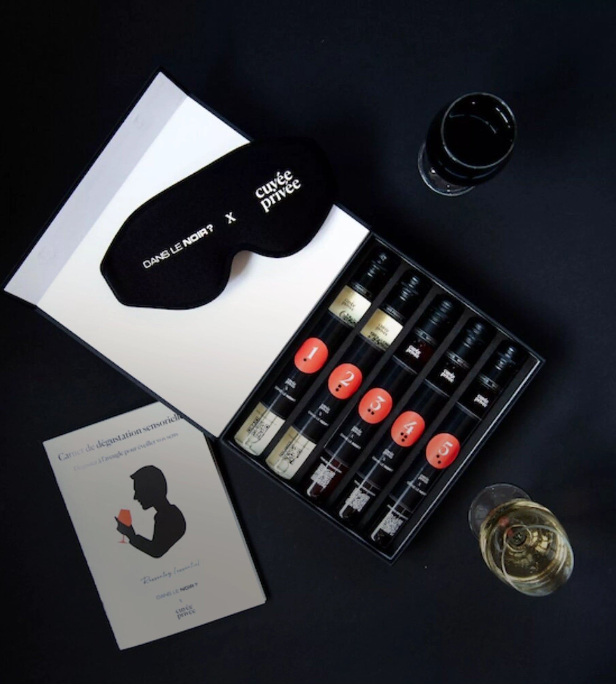 Coffret de dégustation de vin à l&#39;aveugle par Cuvée Privée