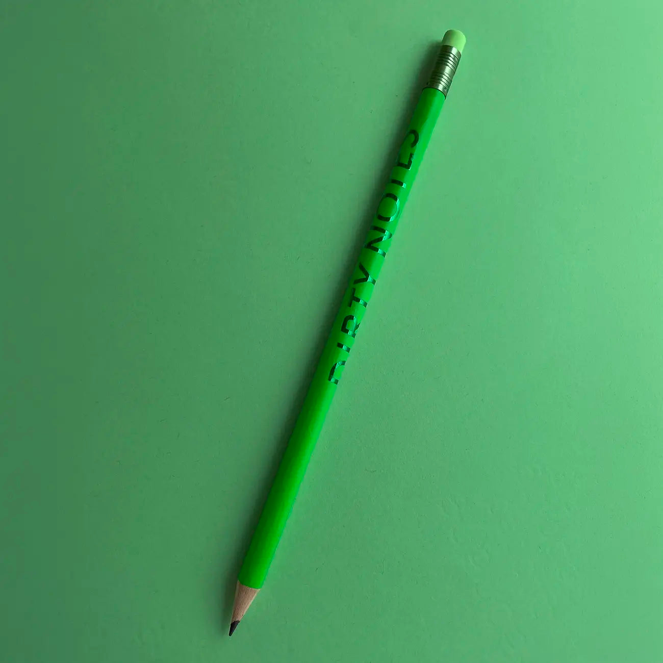 Crayon à papier Dirty Notes fourni avec le bloc notes le kilo