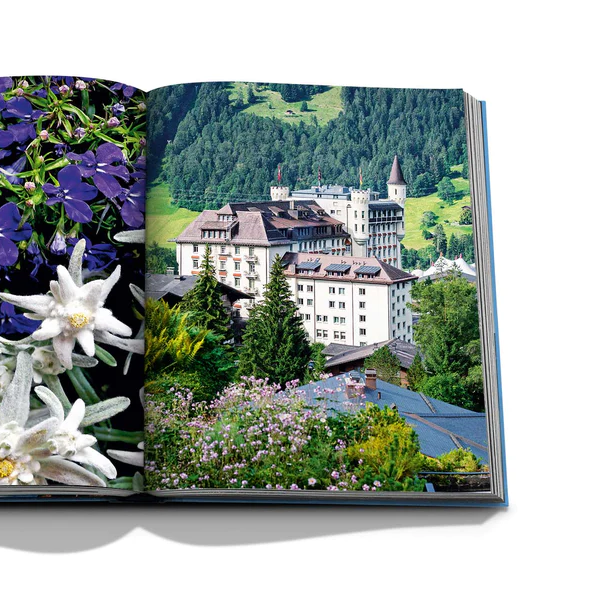 Détail de l'intérieur du livre Assouline Gstaad Glam représentant une photographie du Gstaad Palace