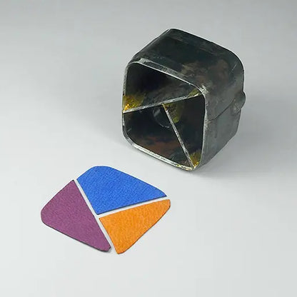 Outils de découpe pour la fabrication des cadrans de montres Laps