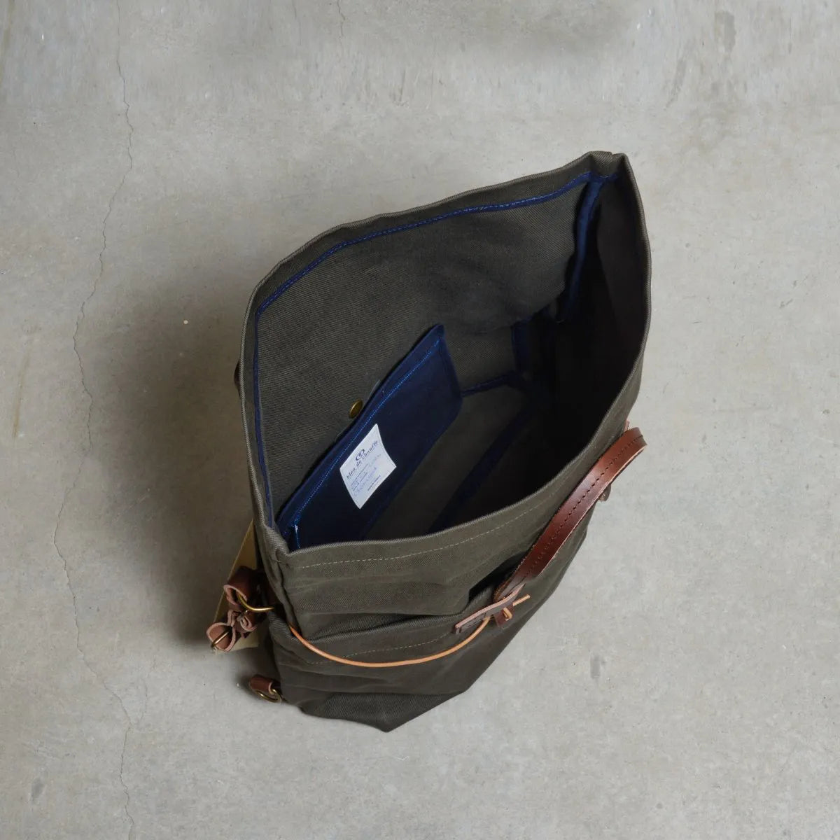 Intérieur du sac business en toile kaki Woody de Bleu de Chauffe